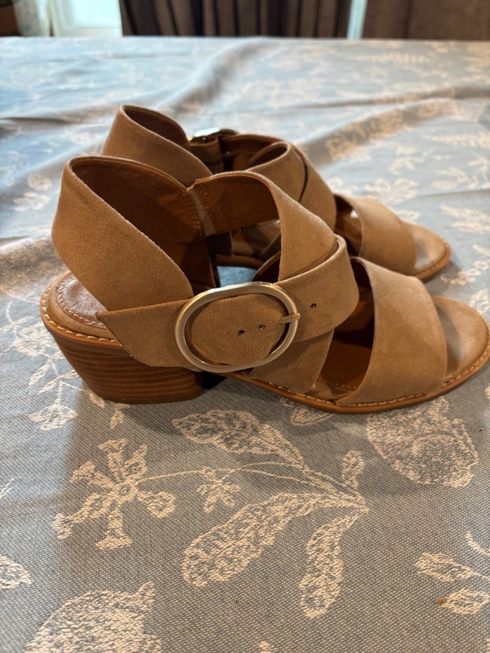 Women's Suede Tan Block Heel Sandals with Buckle